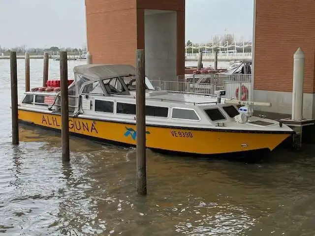 Venice Airport transport