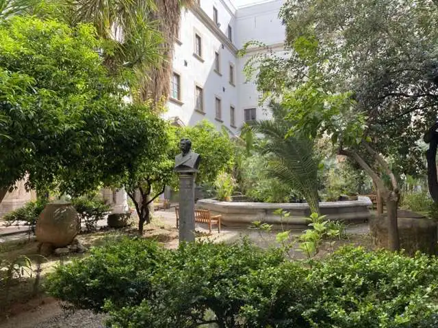 Large inner courtyard at the Salinas Regional Archaeological Museum