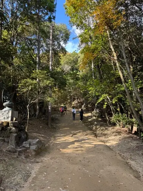 The mountain top road to Engyo-ji Temple