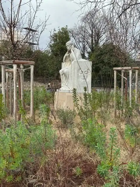 Statue in Longchamp Park