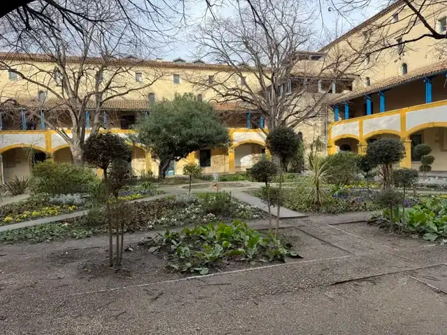 Espace Van Gogh
