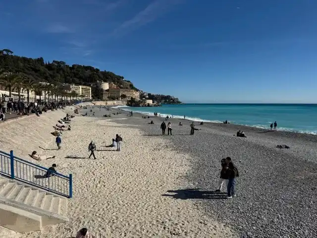 Walking toward Nice's port