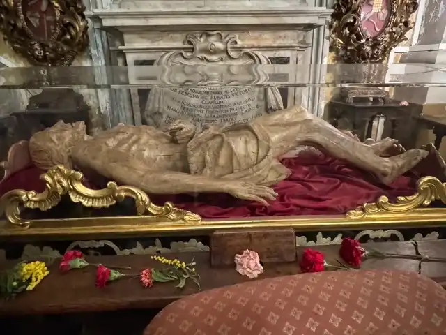 Jesus sculpture