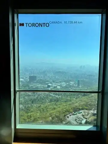 Toronto is that way