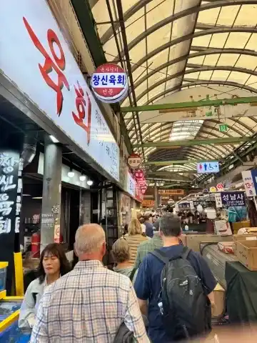The market that contained the first few stops of the Seoul Food Tour
