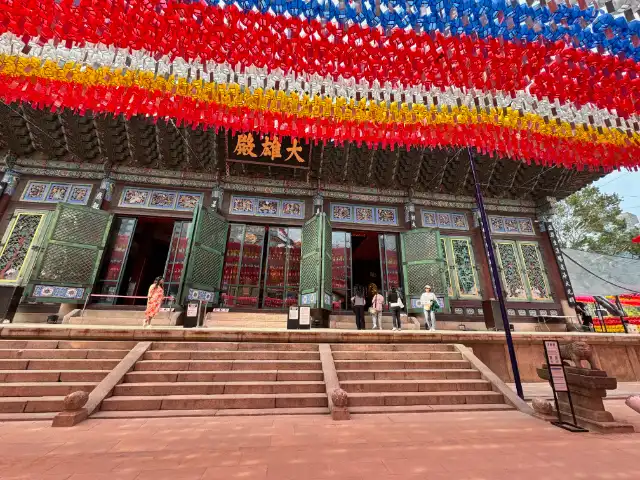The main hall of Jogyesa Temple