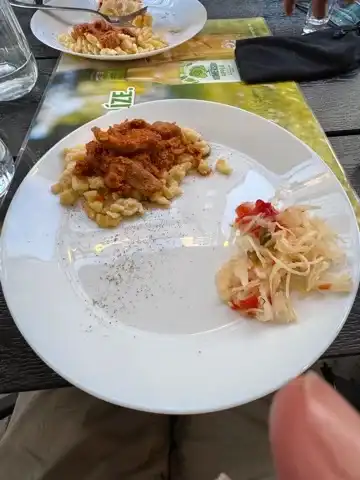 Budapest food tour dish #3: csirkepaprikás