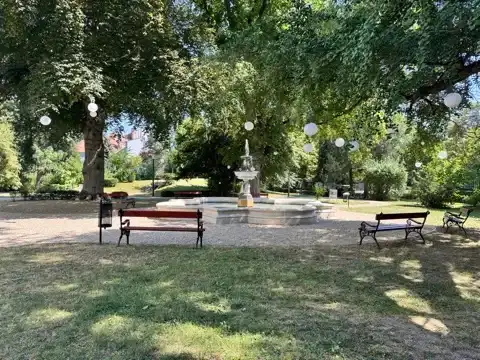 Some of the grounds of Lenck Villa