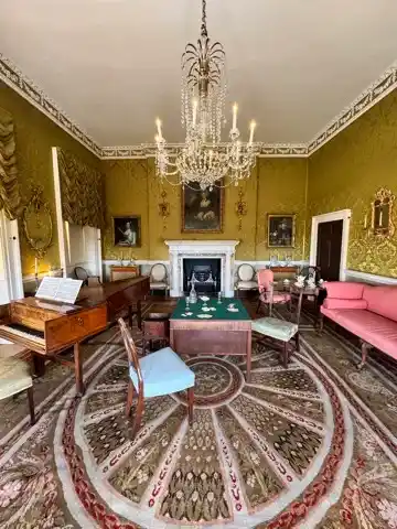 Withdrawing room