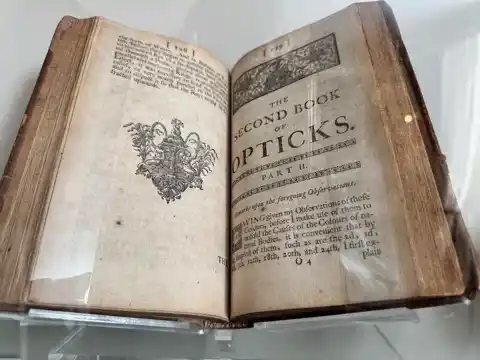 Second edition of a book by Isaac Newton