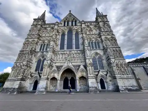 One of the entrances to the Salisbury Cathedral