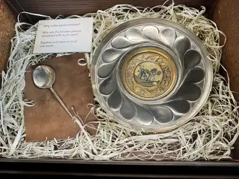 A royal plate and spoon